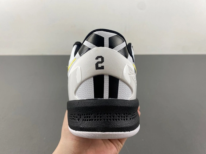 Modern Nike Kobe 8 Protro Mambacita  FV6325-100 885