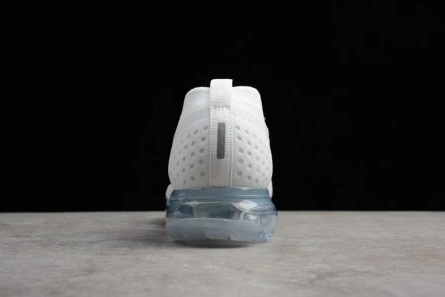 Nike Mens Air VaporMax Flyknit 2.0 Triple White 942842-100 Minimalist 1471