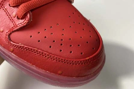 Resilient Nike SB Dunk High “Strawberry Cough  CW7093-600 1127