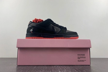 EasyMatch Nike SB Dunk Low Black Pigeon 883232-008 941