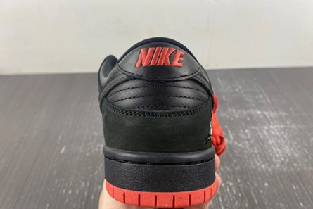 EasyMatch Nike SB Dunk Low Black Pigeon 883232-008 941