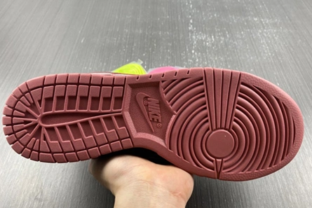 Timeless Nike SB Dunk Low Concepts Red Lobster  313170-661 1019