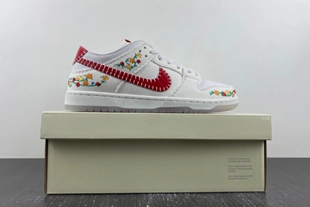 Modern Nike SB Dunk Low Decon N7 Opti Yellow University Red  FD6951-700 976