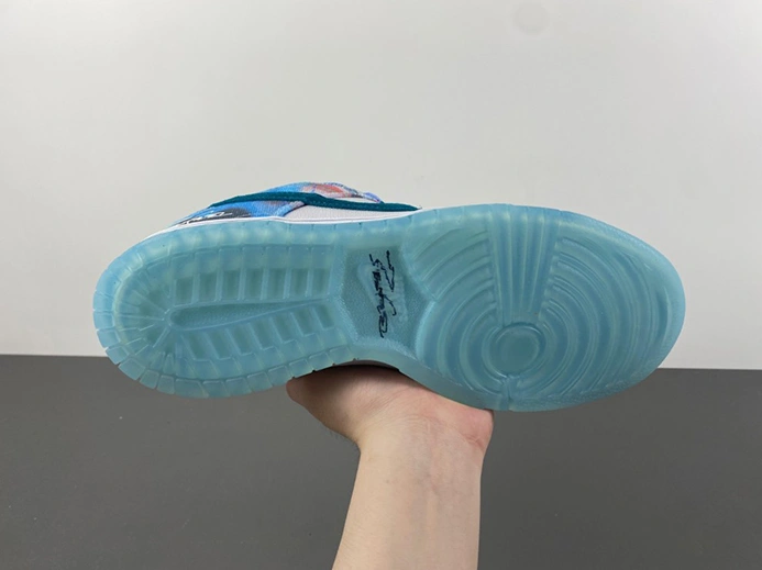 Stylish Nike SB Dunk Low Futura Laboratories Bleached Aqua  HF6061-400 937