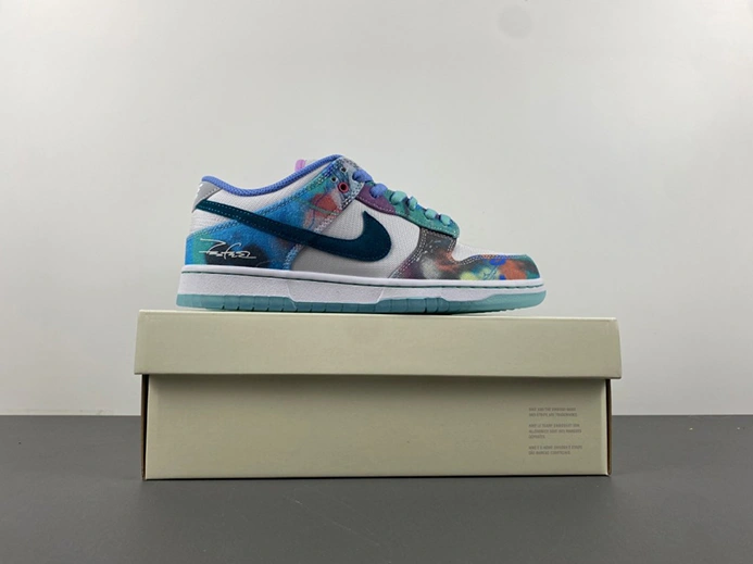 Stylish Nike SB Dunk Low Futura Laboratories Bleached Aqua  HF6061-400 937