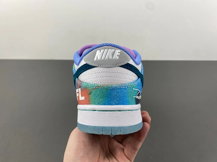 Stylish Nike SB Dunk Low Futura Laboratories Bleached Aqua  HF6061-400 937