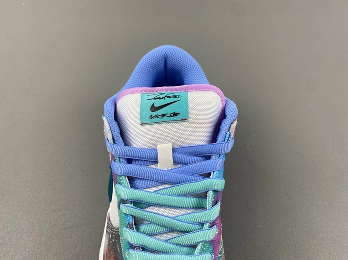 Stylish Nike SB Dunk Low Futura Laboratories Bleached Aqua  HF6061-400 937