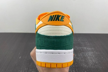 Lightweight Nike SB Dunk Low Legion Pine Kumquat  304292-383 951