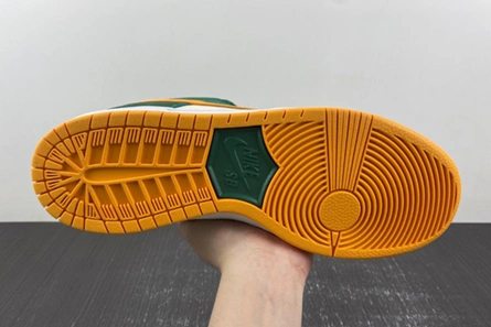 Lightweight Nike SB Dunk Low Legion Pine Kumquat  304292-383 951
