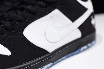 Nike SB Dunk Low Staple Panda Pigeon - BV1310-013 DailyWear 1154