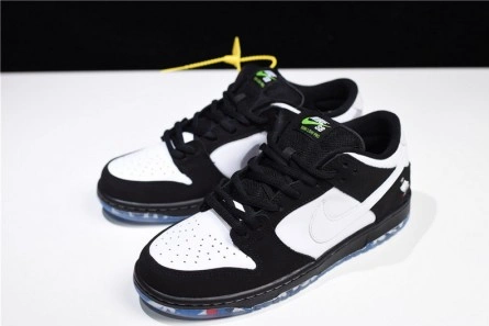 Nike SB Dunk Low Staple Panda Pigeon - BV1310-013 DailyWear 1154