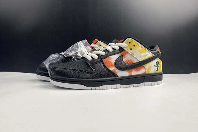 Nike SB Dunk Low“Raygun” BQ6832-001 Timeless 1117