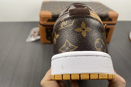 OFF-WHITE x Air Jordan 1 554724-555 TopPick 204