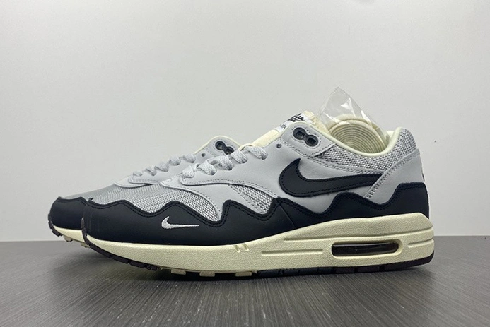 Compact Patta x Nike Air Max 1 DH1348-002 1289