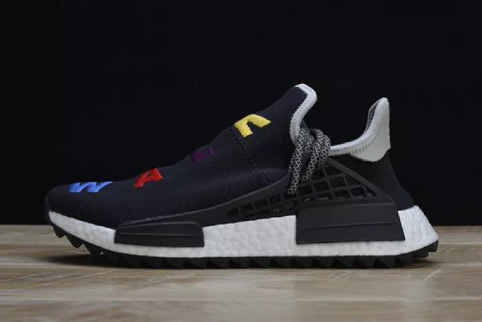 Trendy Pharrell x Adidas NMD Hu Tri-Color Black Running shoes 114970010 1820