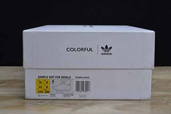 Trendy Pharrell x Adidas NMD Hu Tri-Color Black Running shoes 114970010 1820