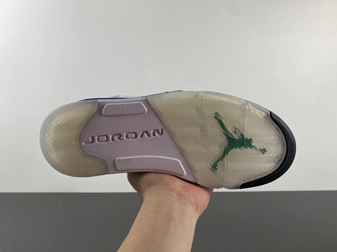 Popular 1877 Jordan 5 Retro Grape  136027-108