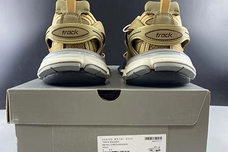 GoAnywhere 8297 BALENCIAGA TRACK SNEAKER METAL LIC MESH WASHED GOLD 542023 W2CD1 2009