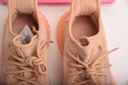 2938 Yeezy Boost 350 V2 CLAY EG AllSeason 1796