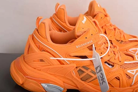 Practical 5938 Balenciaga Track 2  568615 W2GN5 5817
