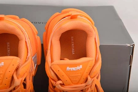 Practical 5938 Balenciaga Track 2  568615 W2GN5 5817