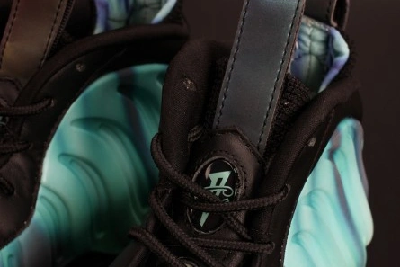 WellDesigned 3470 Nike Air Foamposite One "Northern Lights" Black Green mens 840559- 1542