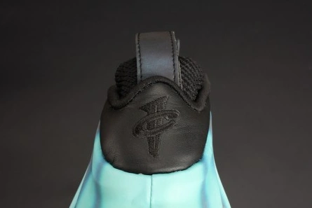 WellDesigned 3470 Nike Air Foamposite One "Northern Lights" Black Green mens 840559- 1542