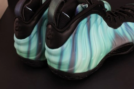 WellDesigned 3470 Nike Air Foamposite One "Northern Lights" Black Green mens 840559- 1542