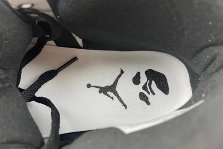 SportInspired 3532 Jordan 2 Retro dj4375- 345