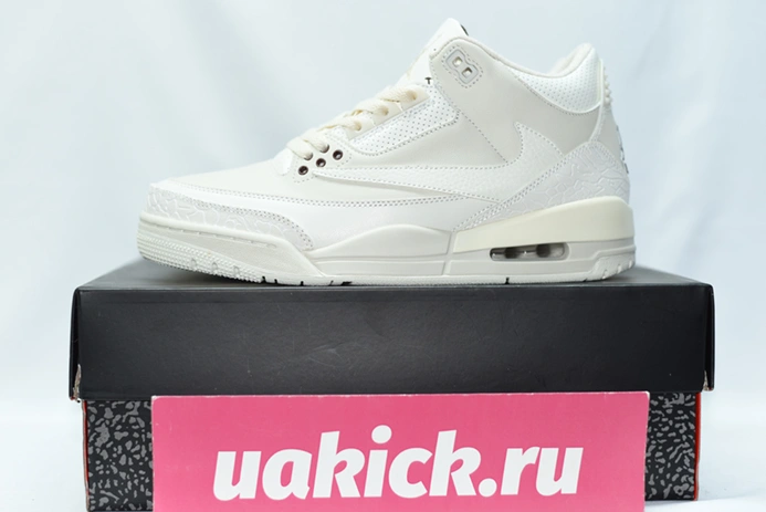 Breathable 5998 Travis Scott x Air Jordan 3 “Palomino” 136064- 371