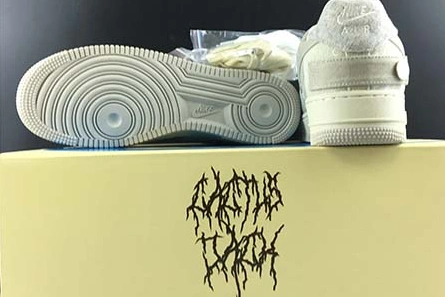 Resilient 294 NIKE AIR FORCE1 TRAVIS SCOTT CN2405-902