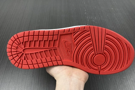 3437 Jordan 1 Retro High OG Heritage  555088- Refined 168