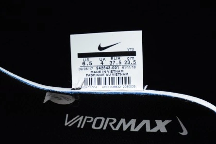 5498 Nike Air Vapormax Flyknit 2.0 Running Sneakers Black Grey mens 942842- Functional 1479