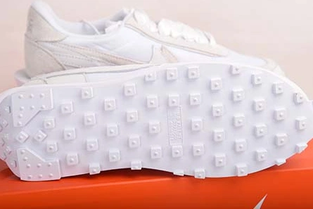 GoAnywhere SACAI X LDWAFFLE 'WHITE NYLON' - NIKE - BV0073-101 1226