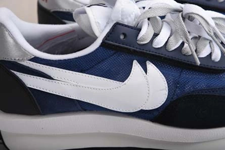 Lightweight Sacai x Nike BV0073 401 1162