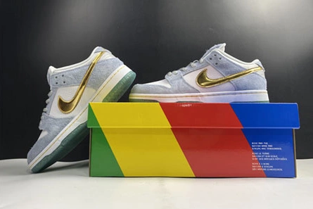 Sean Cliver x Dunk SB Low  DC9936-100 Vibrant 1977