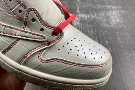 2626 Travis Scott x Air Jordan 1 DM7866- Stylish 13