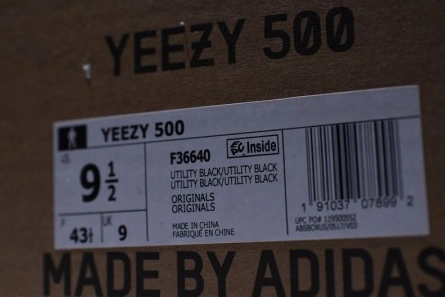 3592 Adidas Yeezy Desert Rat 500 Utility Black F Durable 1767