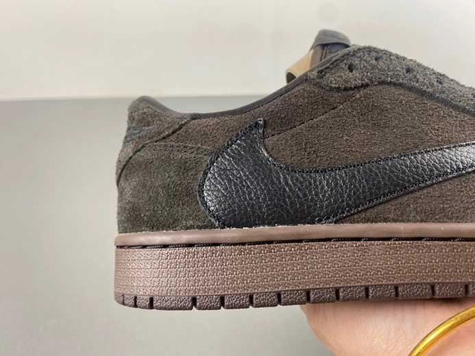 Trendsetting 6160 Travis Scott x Air Jordan 1 Low OG DM7866 28
