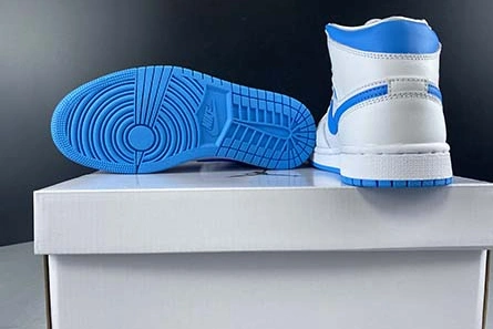 Classic 9216 Air Jordan 1 MID AJ1 BQ6472- 240