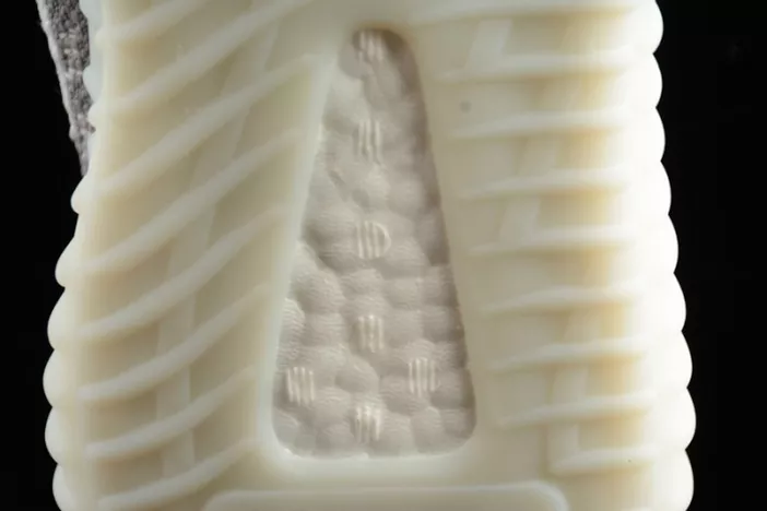 1671 adidas Yeezy Boost 350 V2 Blue Tint December B Refined 1752