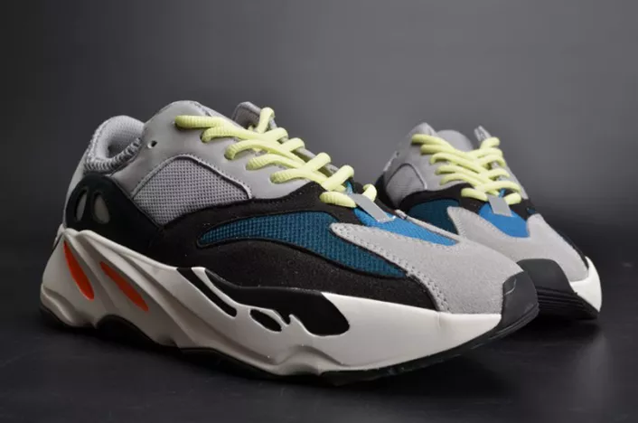 5522 Adidas Yeezy 700 Boost Wave Runner B Durable 1773