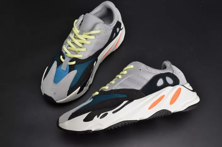 5522 Adidas Yeezy 700 Boost Wave Runner B Durable 1773