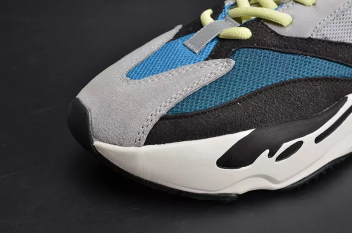 5522 Adidas Yeezy 700 Boost Wave Runner B Durable 1773