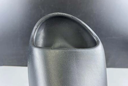 9557 YEEZY SLIDE BLACK - FX Practical 2095