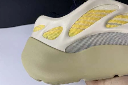 WellDesigned 3534 Yeezy 700 V3 “Srphym” G 1691