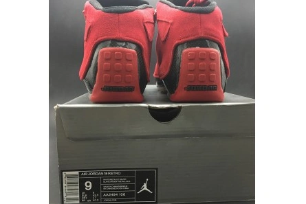 Sleek 1846 Air Jordan 18 Retro 836