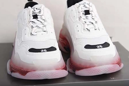 Soft 8124 BALENCIAGE TRIPLE S TRAINER 0825 W09O 2045