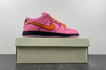 The Powerpuff Girls x Nike SB Dunk Low “Blossom” FD2631-600 EyeCatching 944