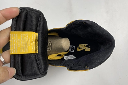 621 Air Jordan 1 High OG “Pollen” 555088- Affordable 198
